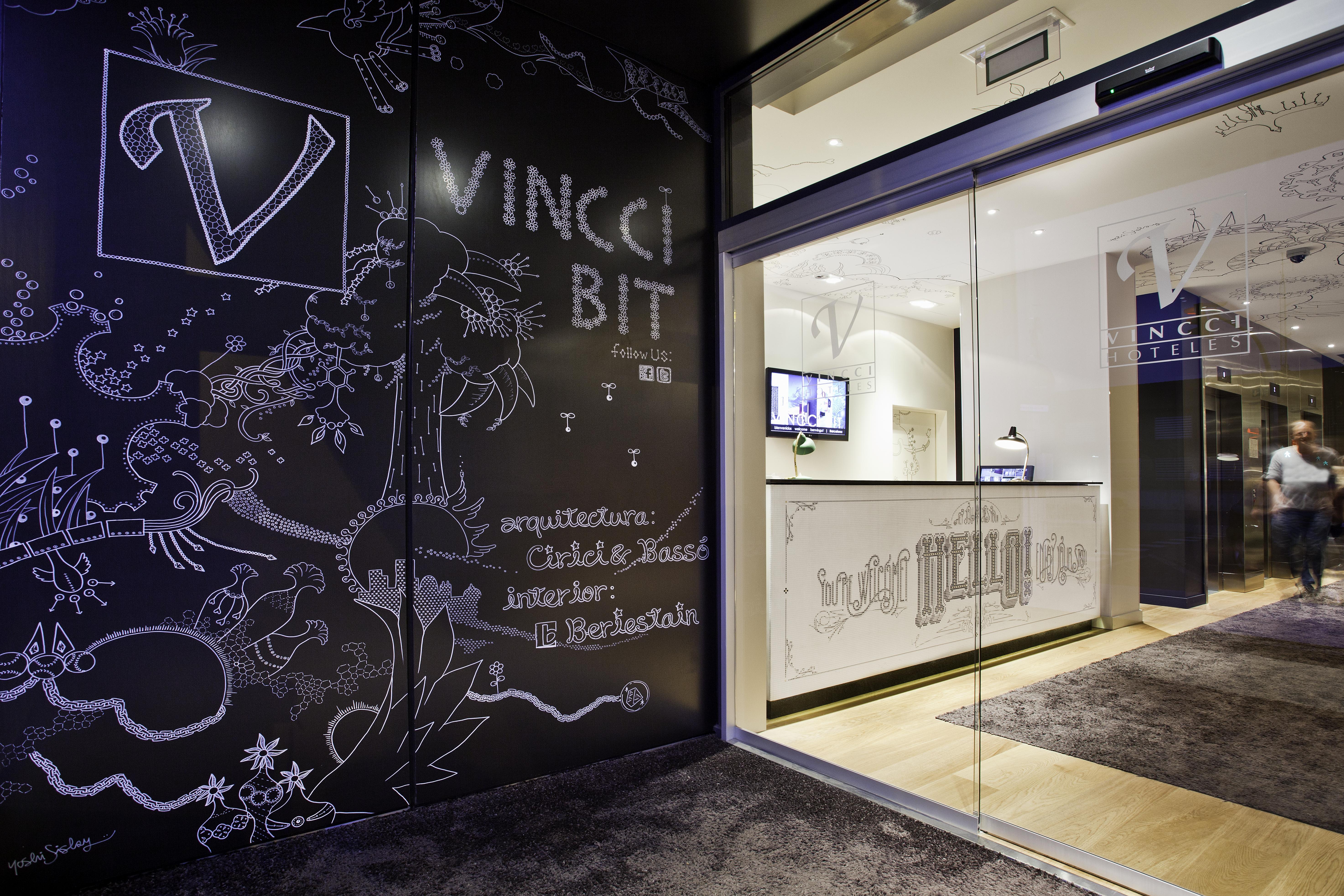 Vincci Bit Hotel Барселона Екстериор снимка